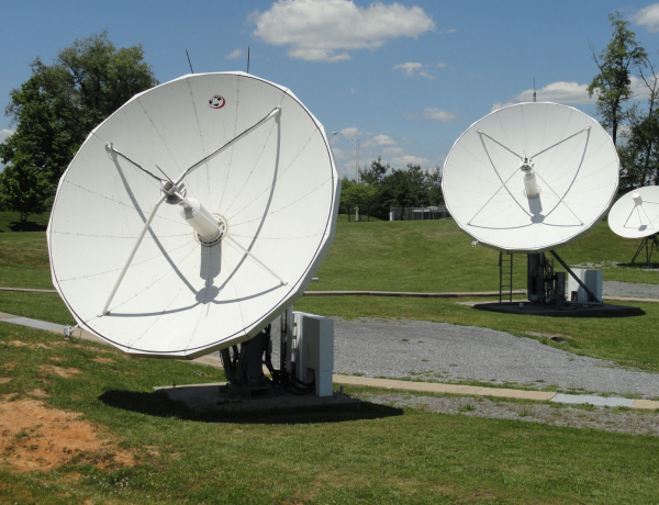 Intelsat R-1 Antennas